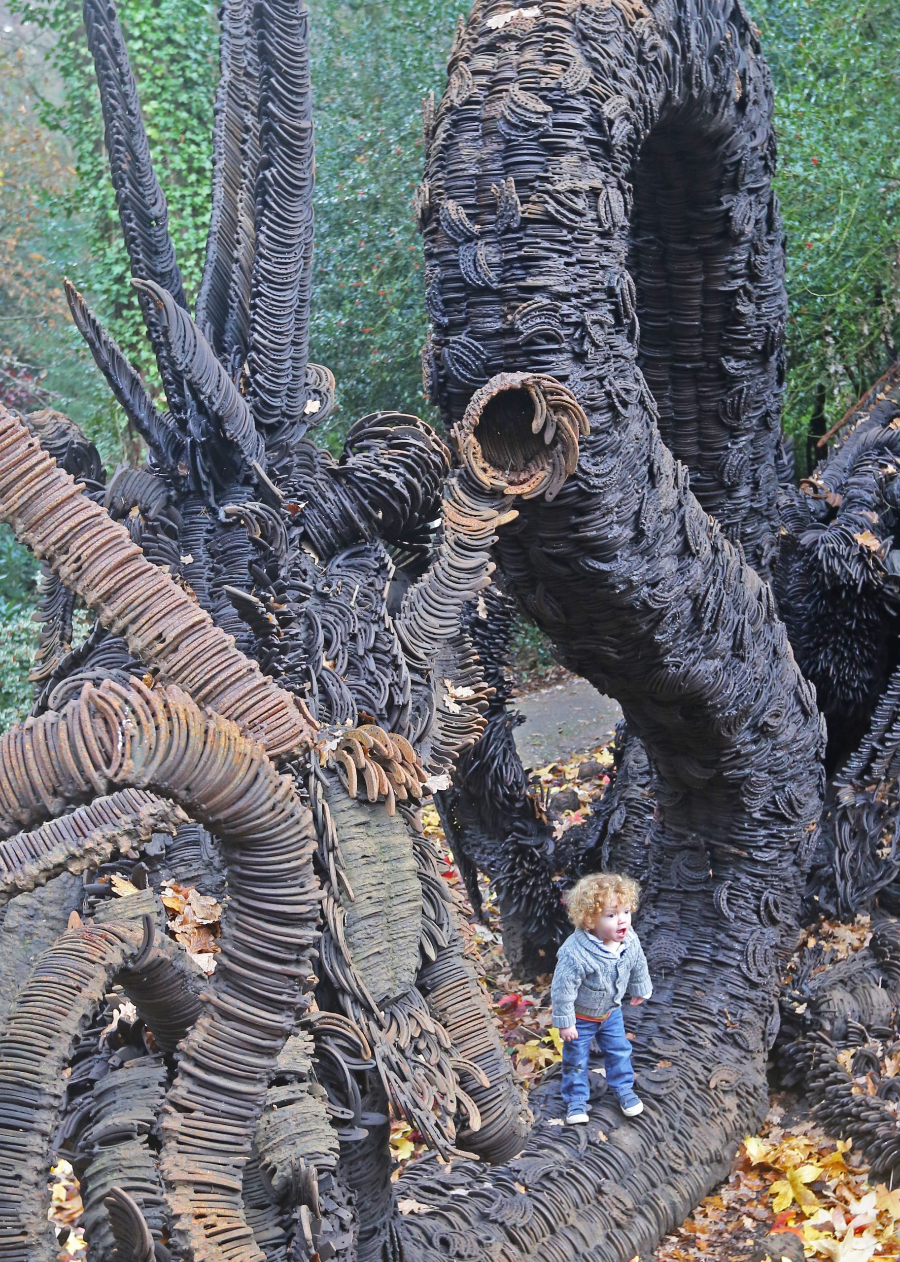 Final Throes of Dragon Tableaux (Horseshoe Dragon) by Jim Poolman, 50,000 Horseshoes. Unique, 5m high by 14m wide by 8m deep, 17.8-tonne