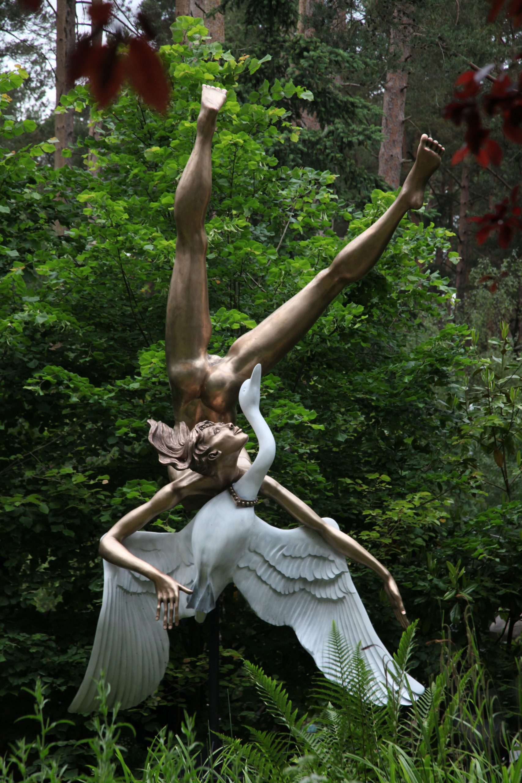 Leda and the Swan with foliage at The Sculpture Park
