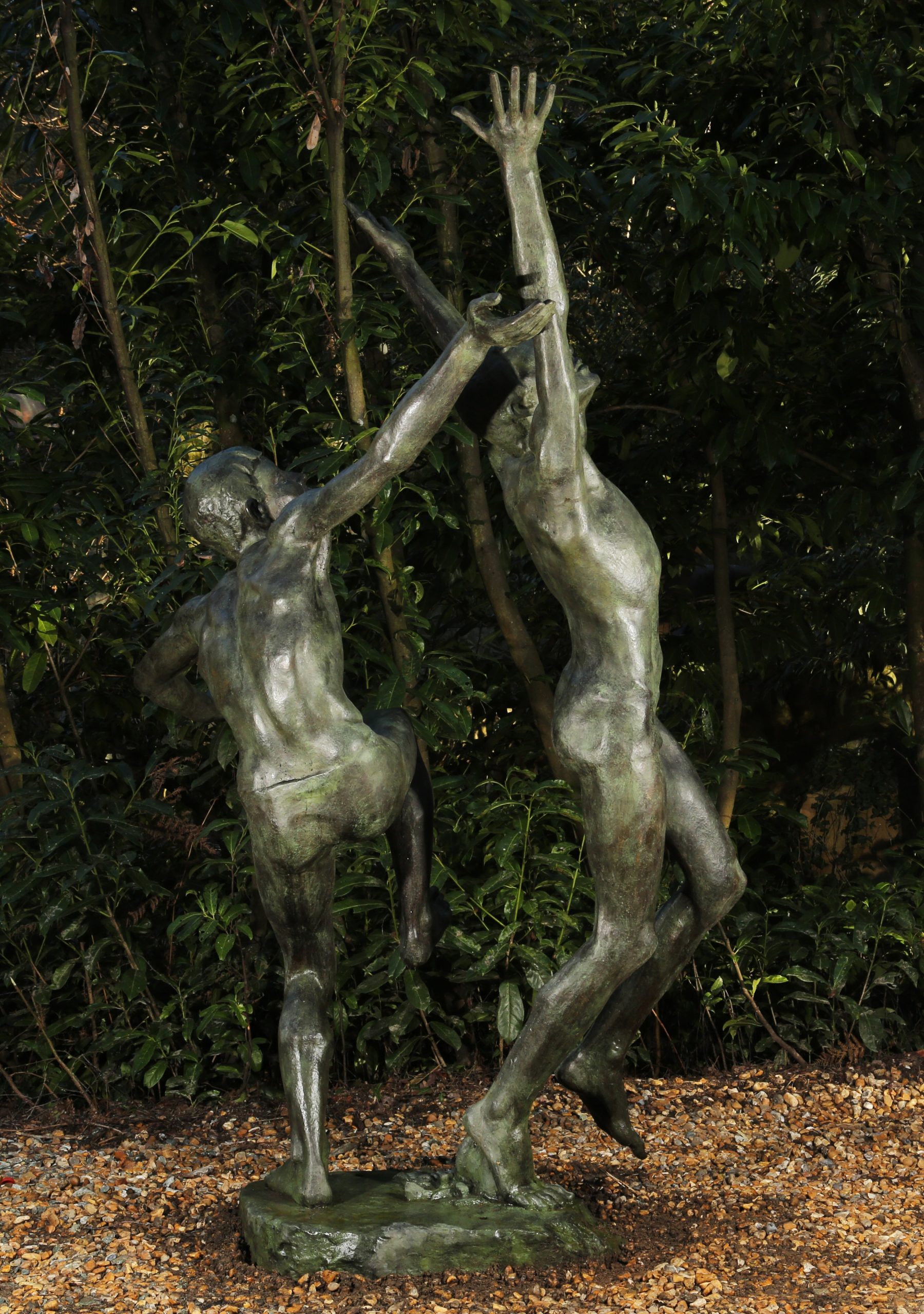 Large Bronze Figurative Water Feature Sculpture - Rain (Water feature) by Lyudmila Konstantinouvna Strel Chenko - Image 5
