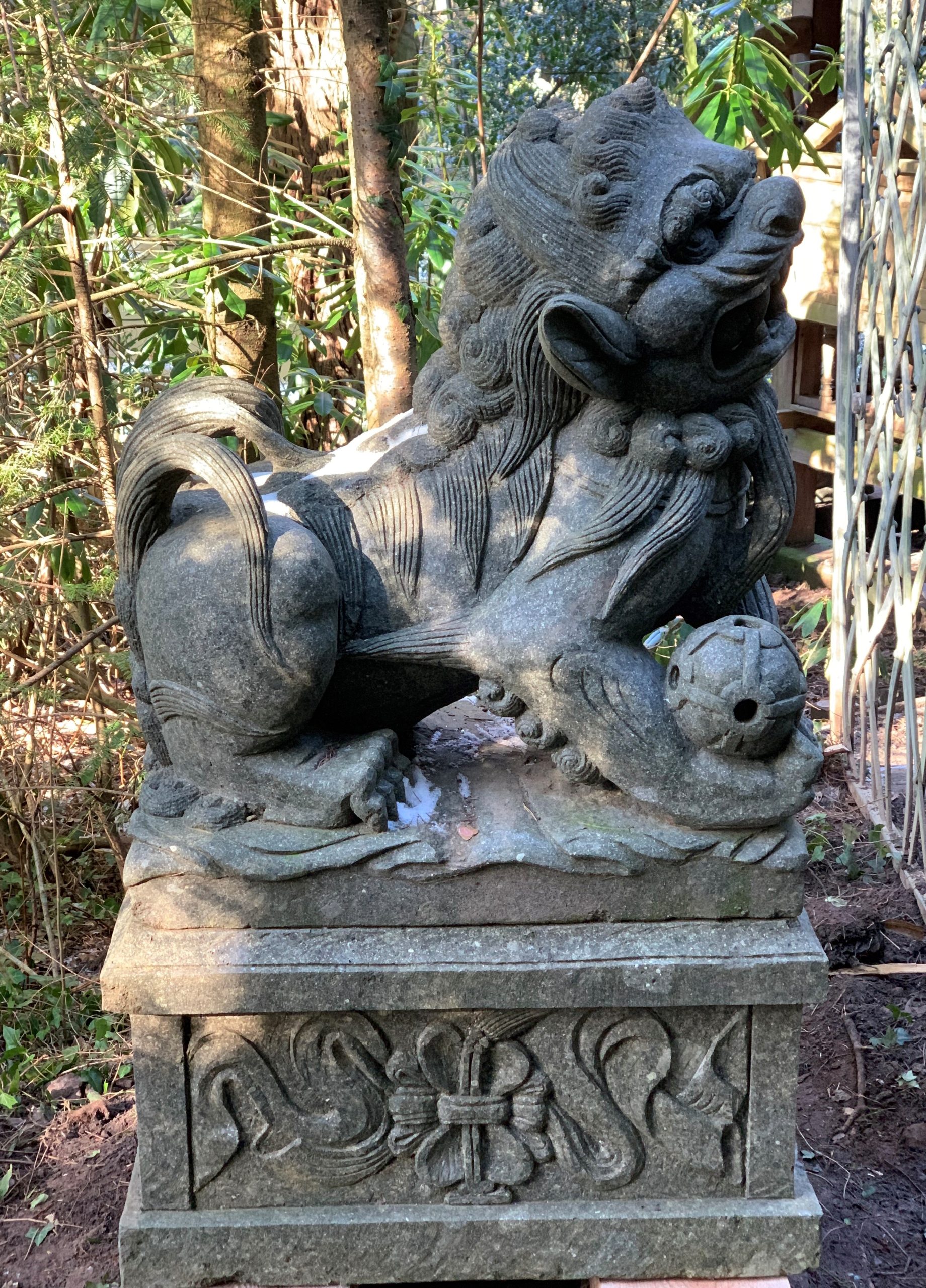 Pair of Stone Carved Shi Shi Dogs Chinese Guardian Lions suitable for garden gates