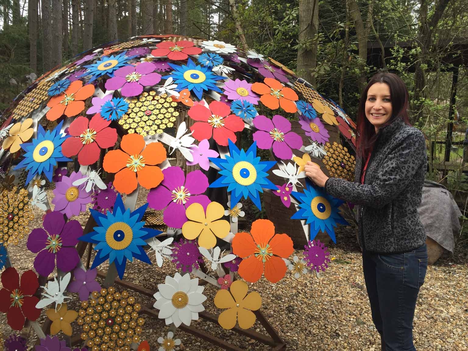 Monumental Metal Colourful Floral Sculpture - Sun Canopy II by Ruth Moilliet (Unique) - Image 4