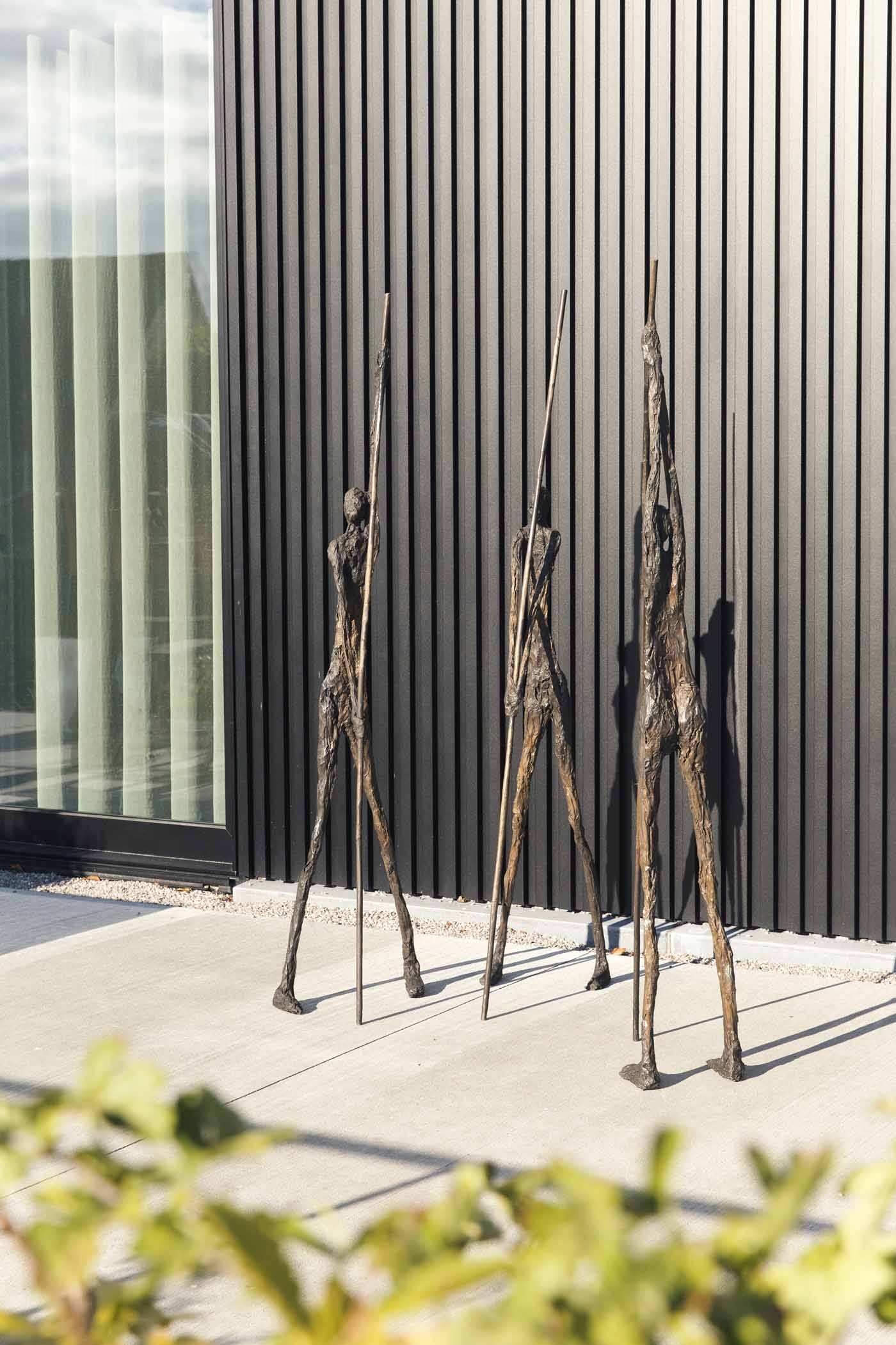 Large Bronze Abstract People Sculpture - Scan by Ann Vrielinck (Edition of 49) - Image 2