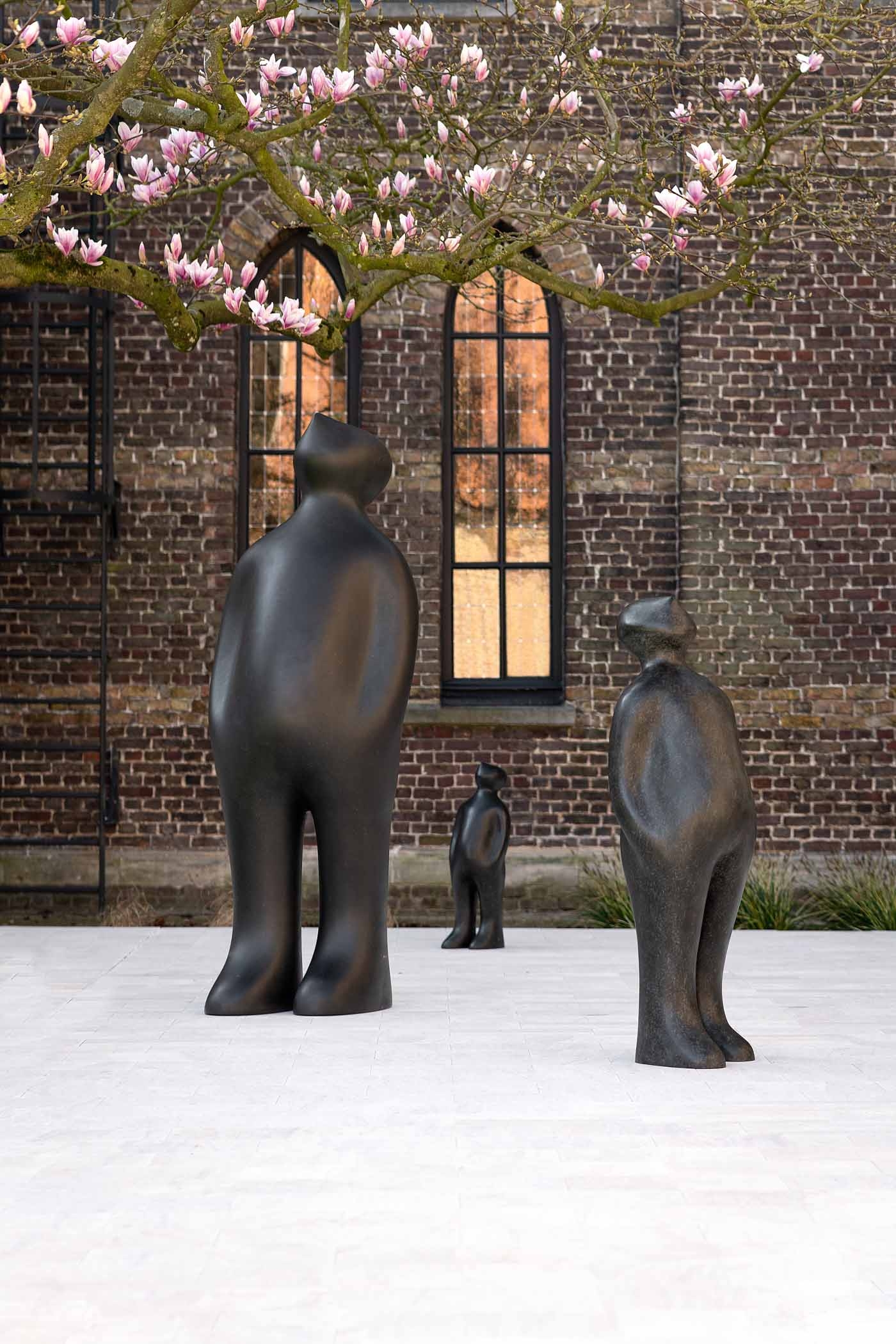 Large Bronze Figurative Sculpture - The Visitor (180cm) by Guido Deleu - Image 2