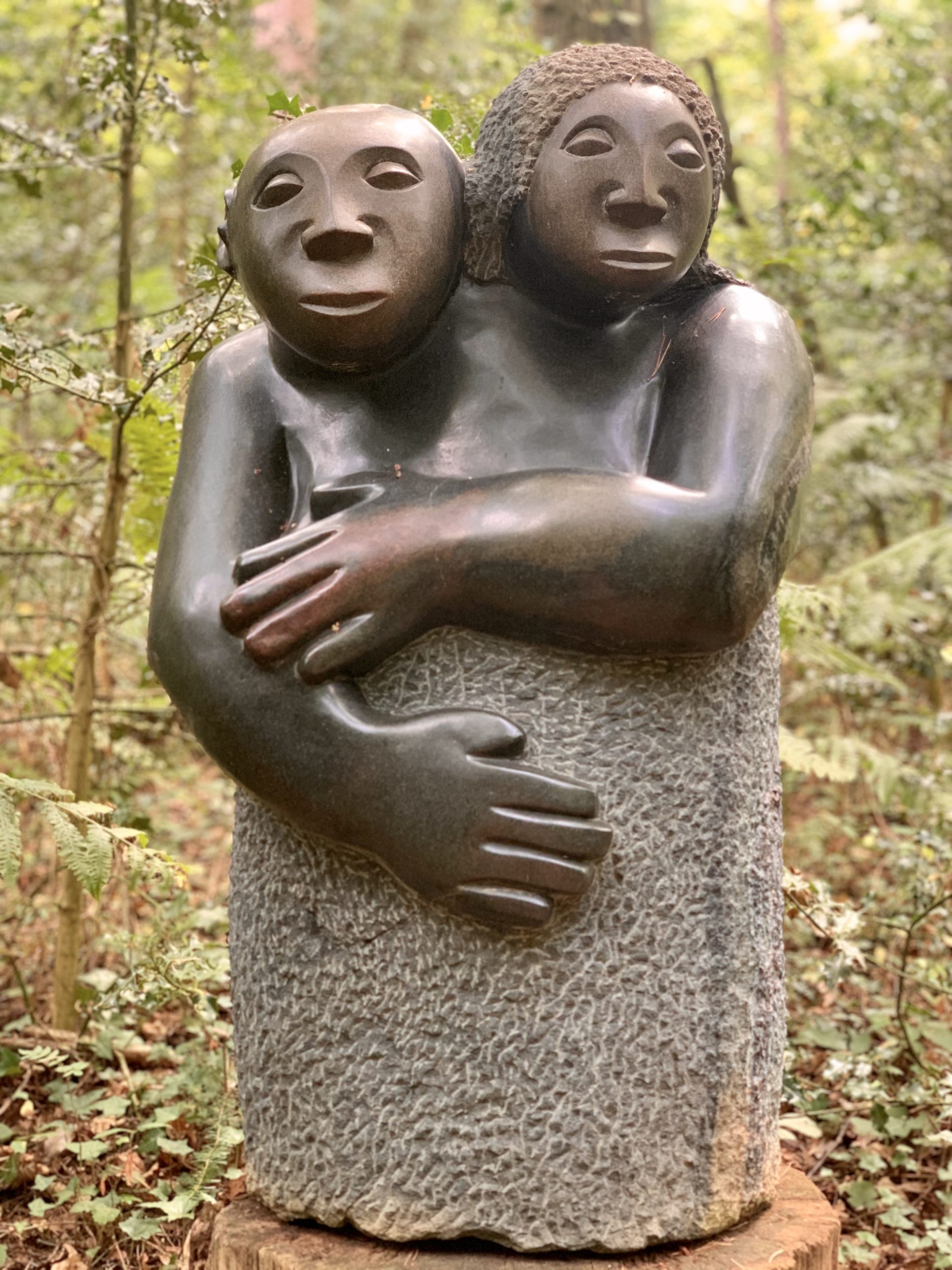 Large Stone Figurative People Sculpture - Two Heads Are Better Than One by Locardia Ndandarika (Unique) - Image 2